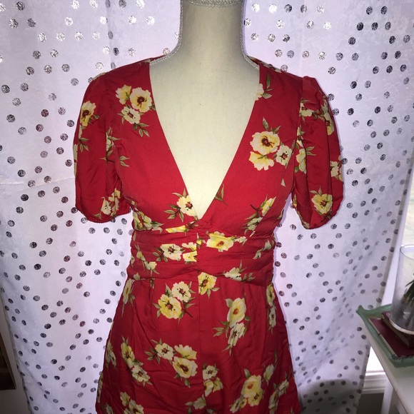 Red Flower Romper - Picture 4 of 5